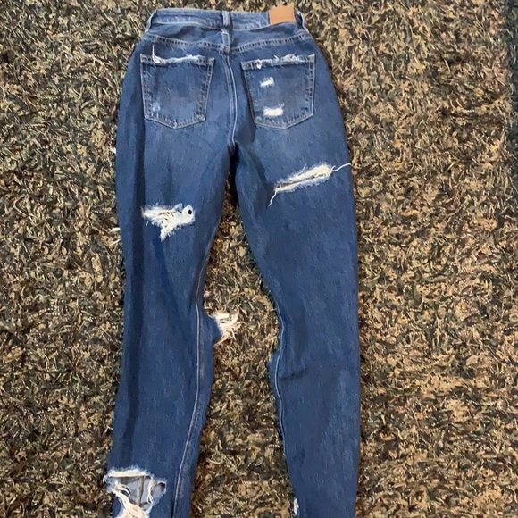 Brand new American Eagle jeans!! - Picture 2 of 3